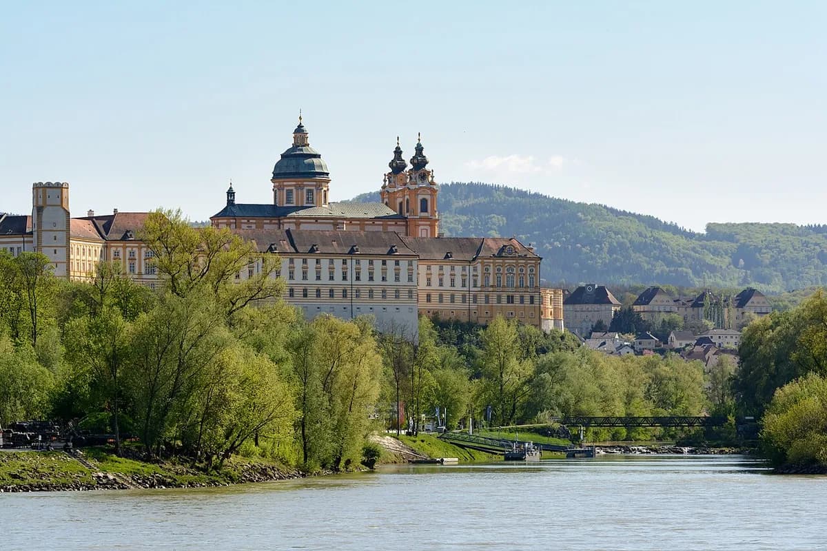Day Trips From Vienna: 2026 Travel Guide