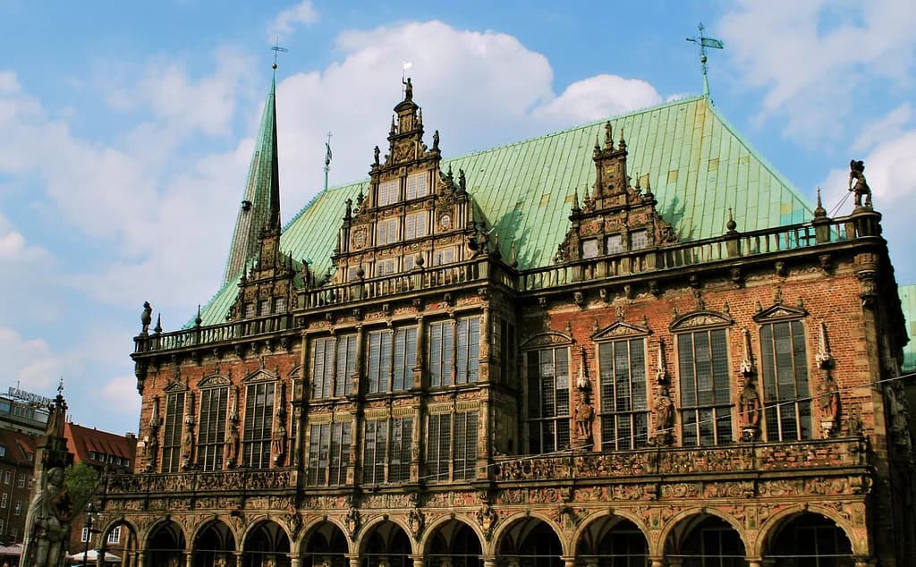 Bremen Town Hall Visitor Guide: Tours, Tickets & What to See