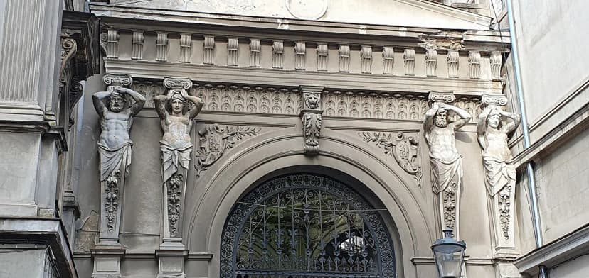 Macca-Vilacrosse Passage: A Walking Route Through Bucharest's Old Town Arcades
