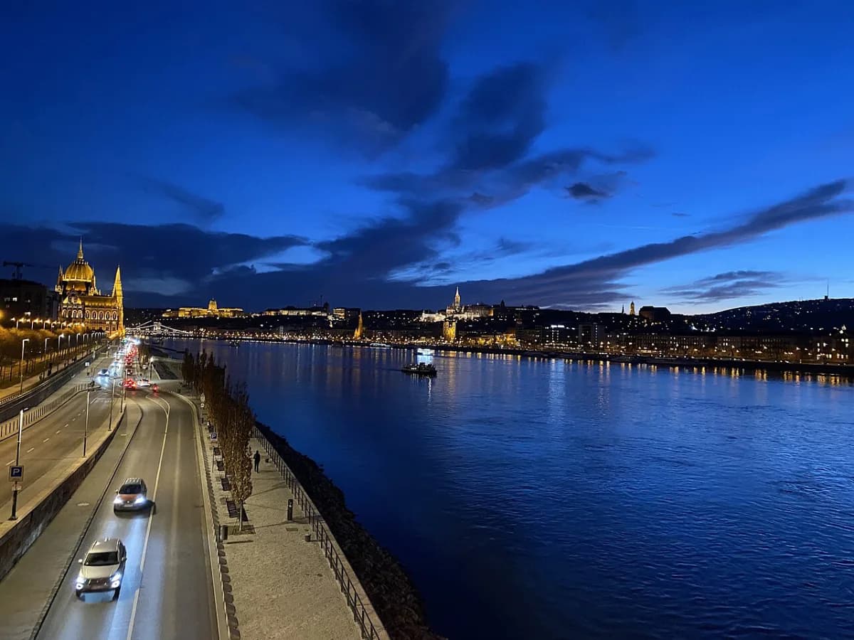 Budapest Attractions: 14 Landmark Visitor Guides — Tickets & Hours (2026)