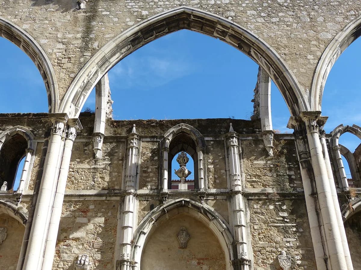 Carmo Convent Tickets, Prices & Opening Hours 2026: Visitor Guide