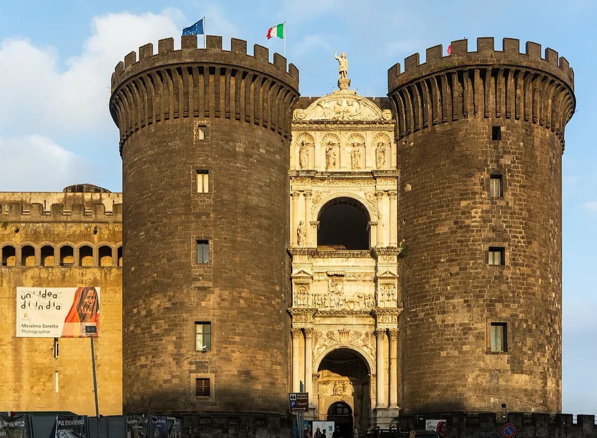 Castel Nuovo Tickets, Prices & Opening Hours 2026: Visitor Guide
