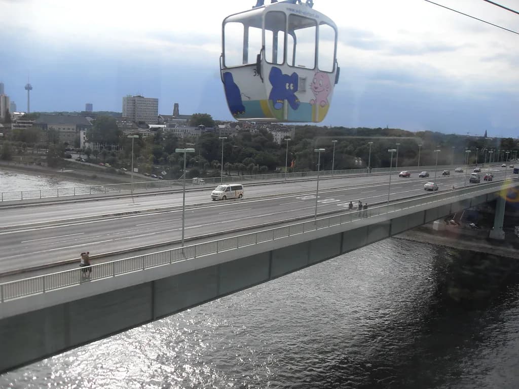 Cologne Cable Car (Rhein-Seilbahn): Route, Tickets & Views