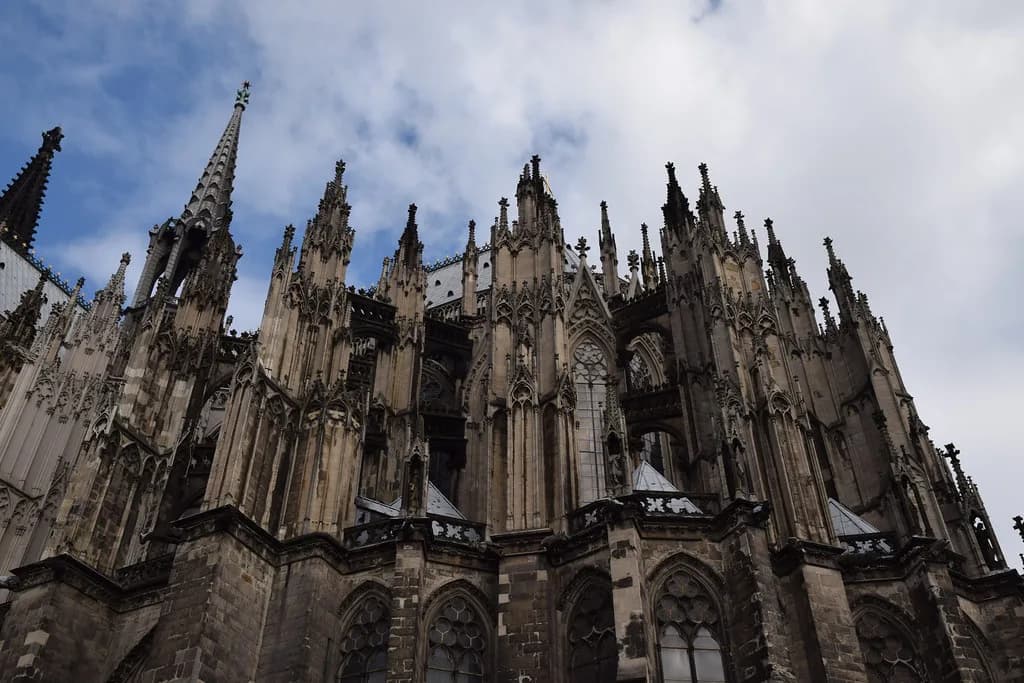 Cologne Cathedral Visitor Guide: Tickets, Hours, Tower and Treasury
