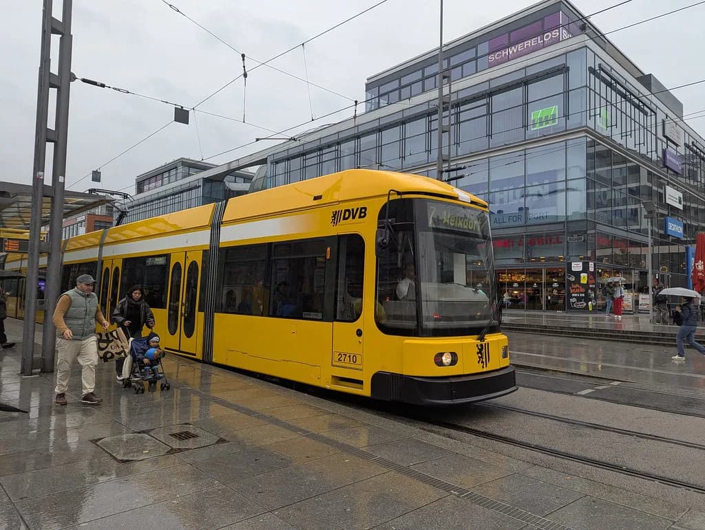 Dresden Public Transport Guide: Trams, Buses and Ticket Zones