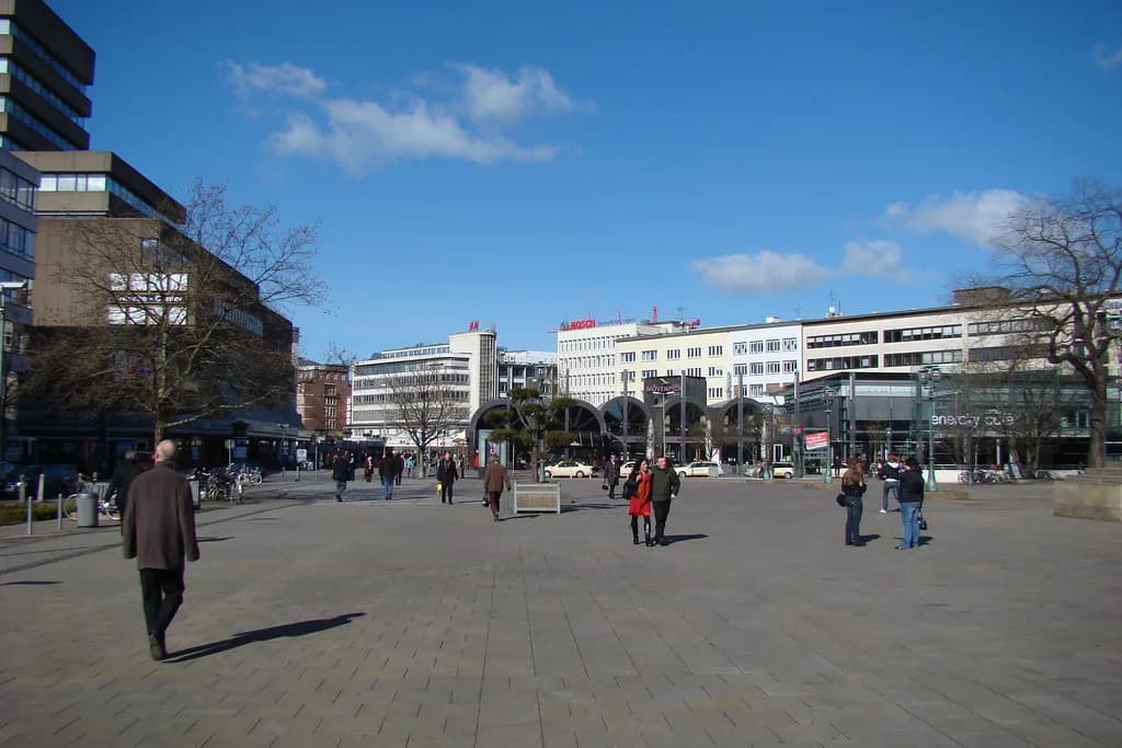 Hanover Viewpoints: Dome, Lake and Garden Alternatives