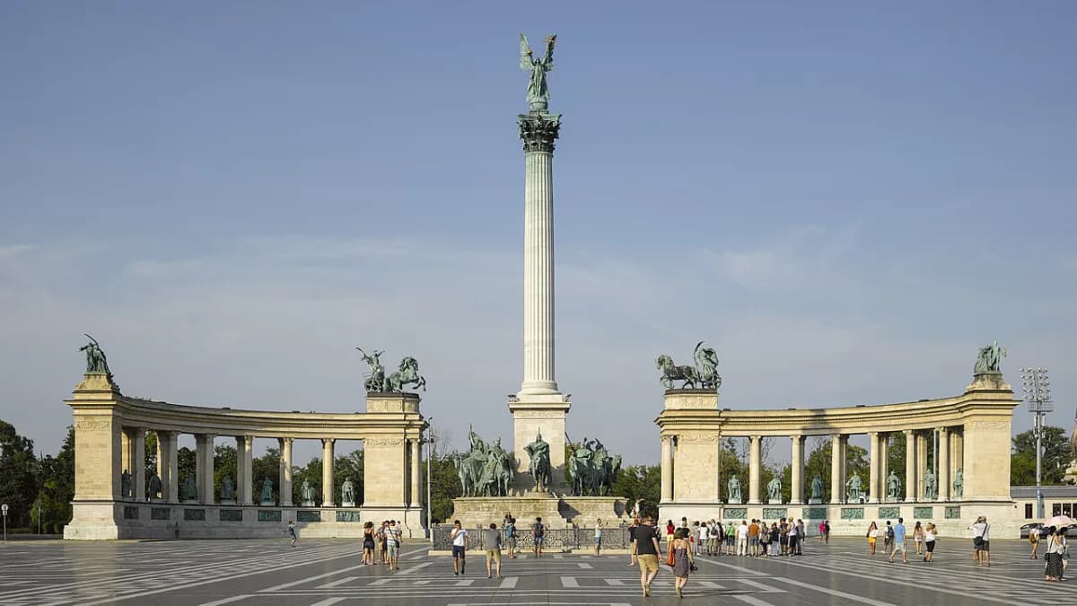 Heroes Square Budapest Tickets, Prices & Opening Hours 2026: Visitor Guide