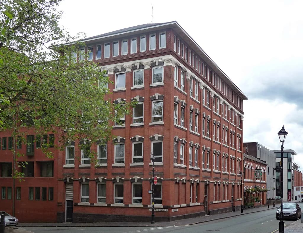 9 Hidden Gems in Birmingham, UK: A Local's Secret Guide