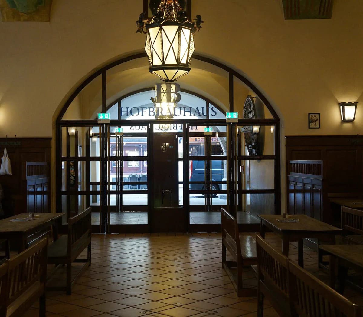 Hofbraeuhaus Tickets, Prices & Opening Hours 2026: Visitor Guide