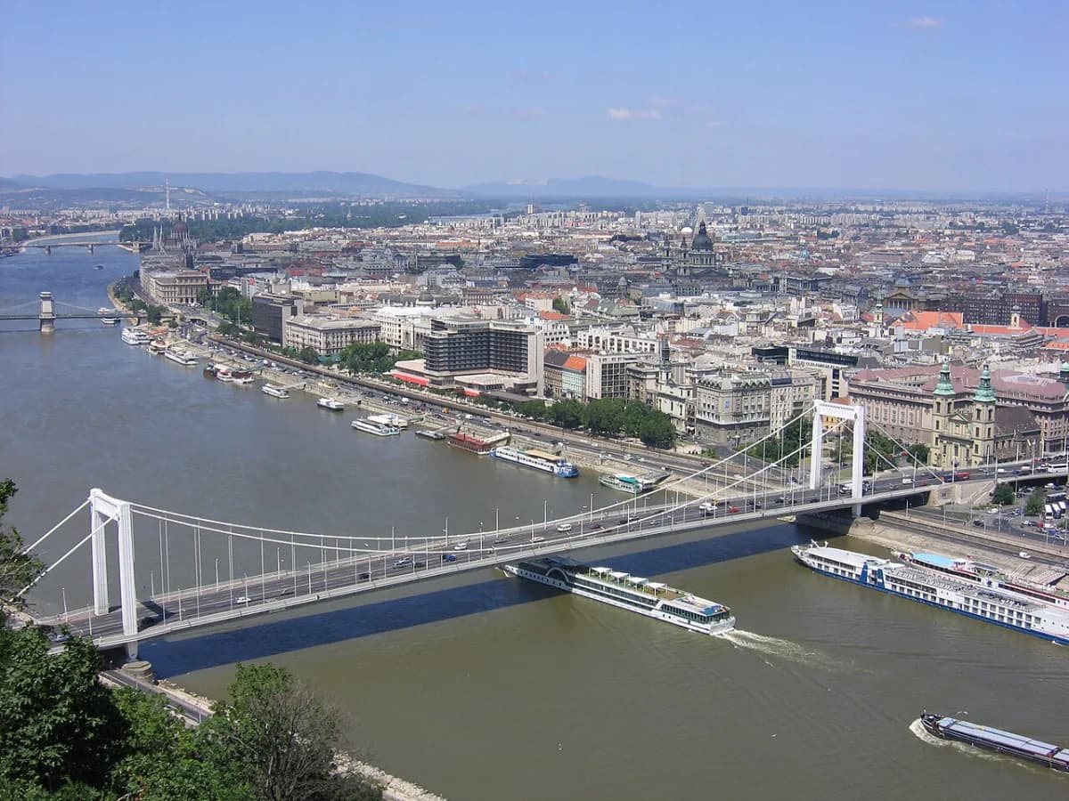 9 Best Viewpoints in Budapest to See in 2026