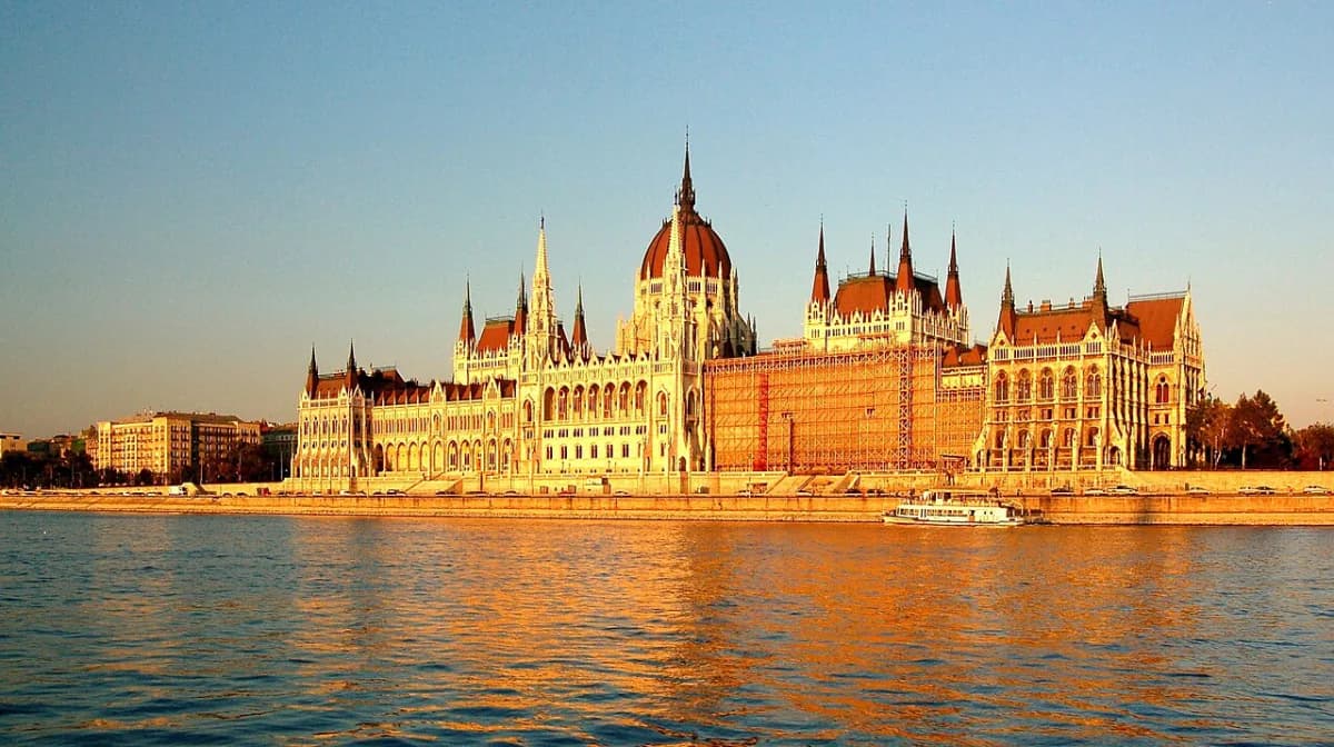 Where to Watch Sunset in Budapest: 2026 Guide