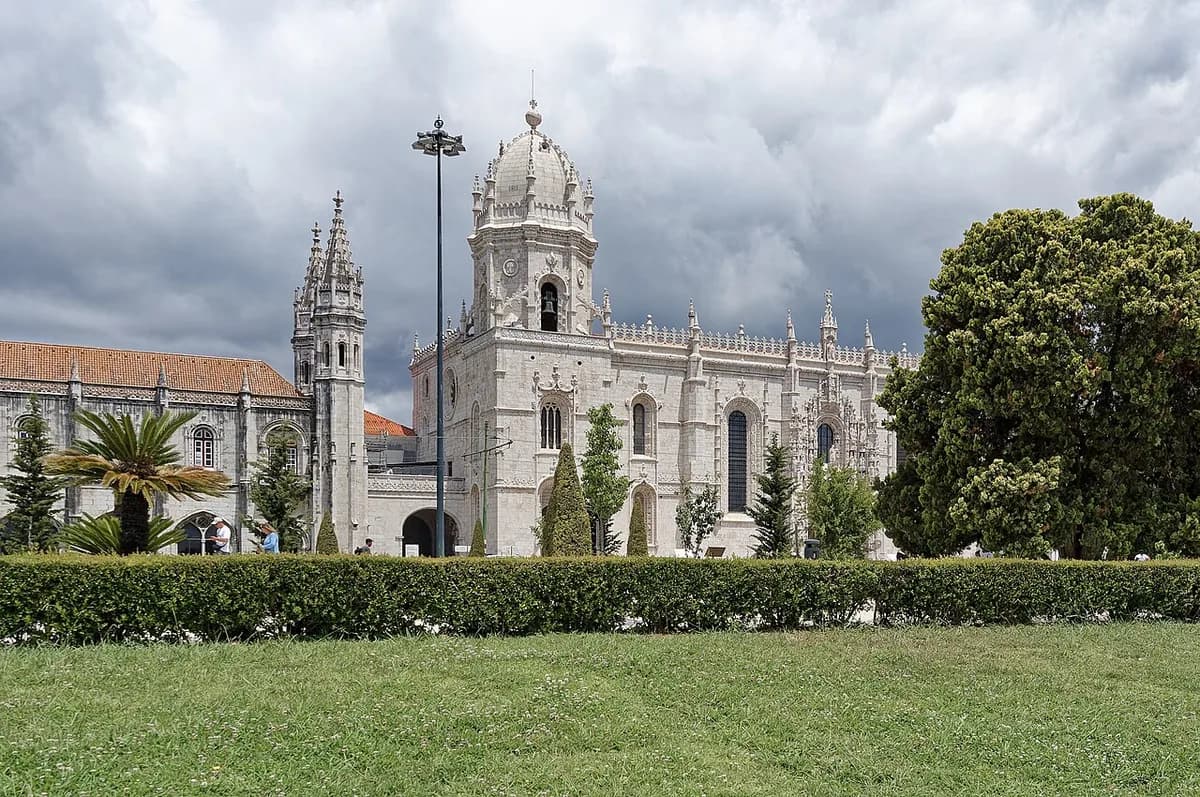 Jeronimos Monastery Tickets, Prices & Opening Hours 2026: Visitor Guide