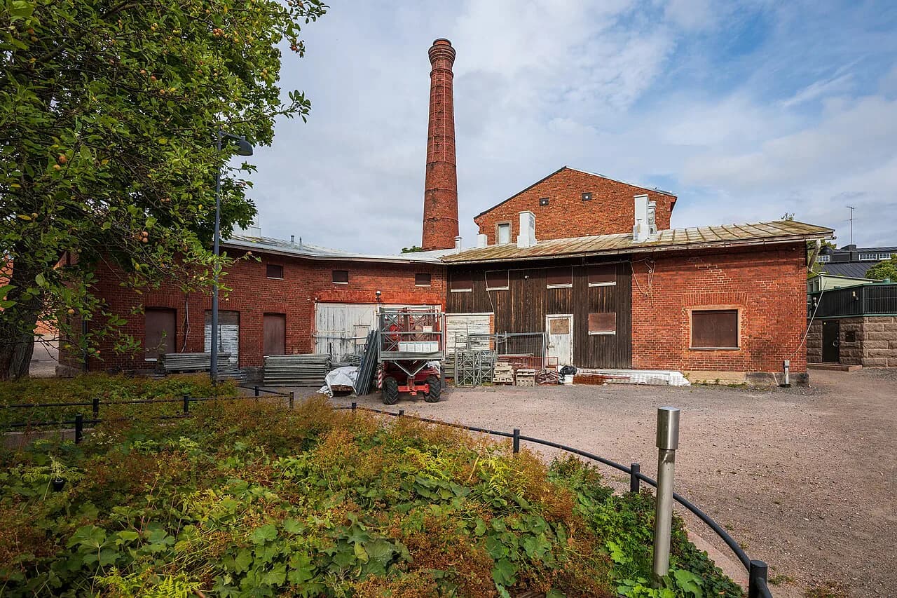 7 Hidden Gems in Katajanokka, Helsinki (Beyond Uspenski Cathedral)