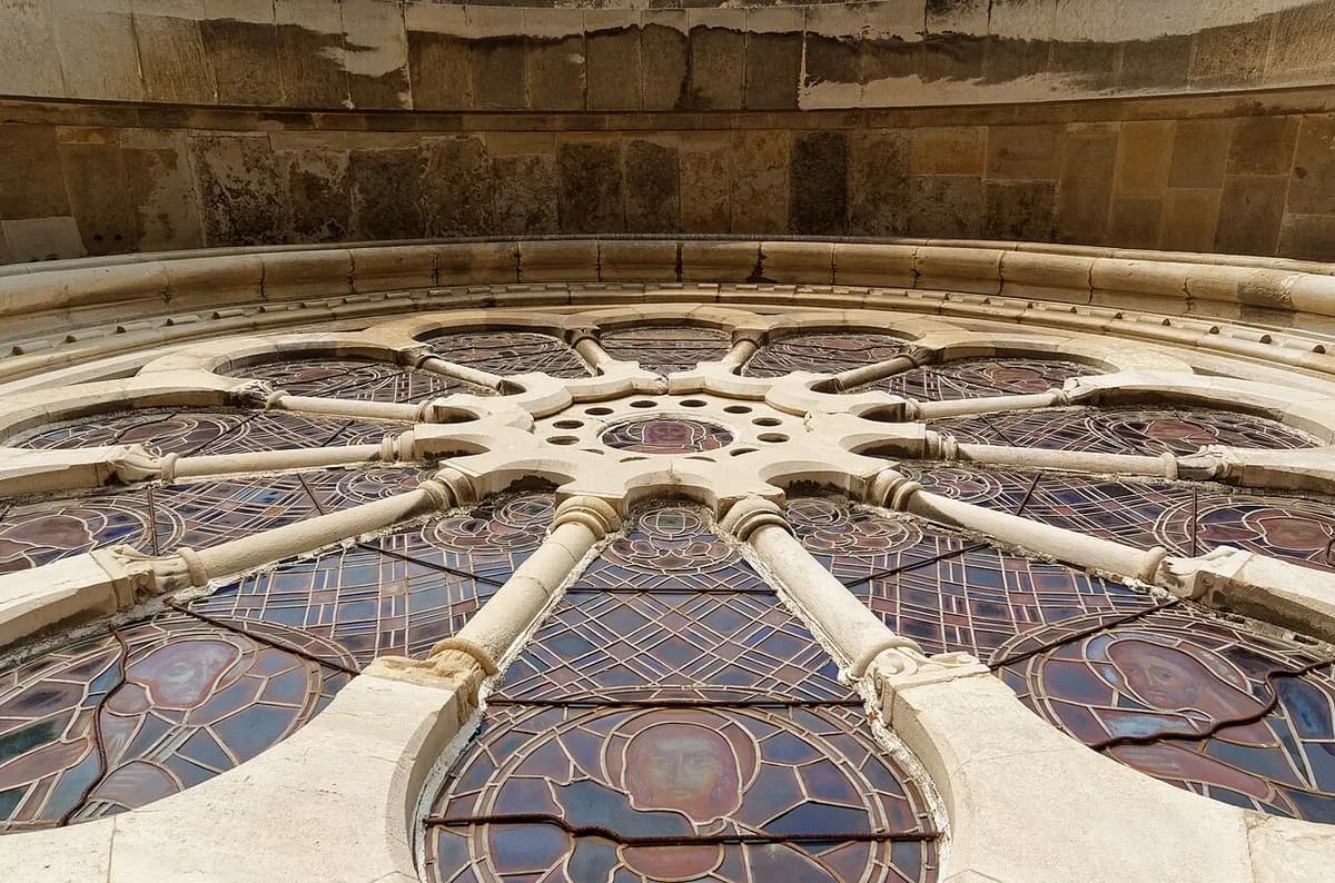 Lisbon Cathedral Tickets, Prices & Opening Hours 2026: Visitor Guide