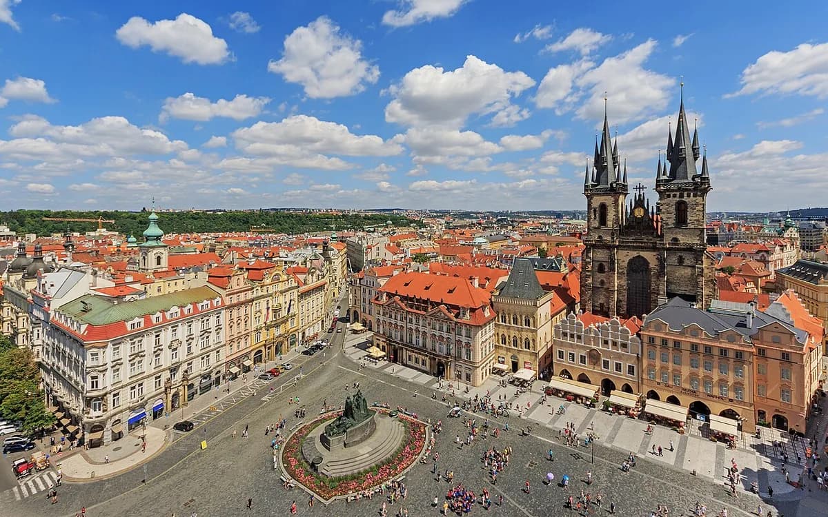 Old Town Square and Astronomical Clock Tickets, Prices & Opening Hours 2026: Visitor Guide