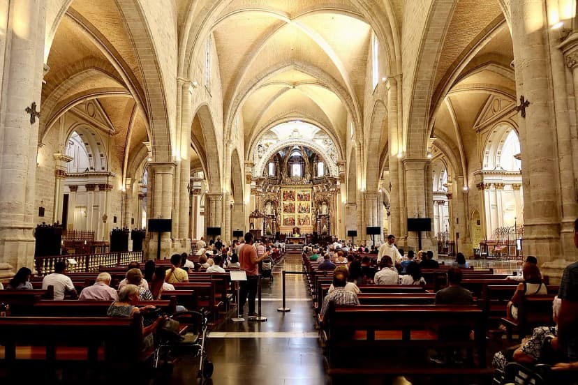 One Day in Valencia Itinerary: A Timed Route From Old Town to the Future
