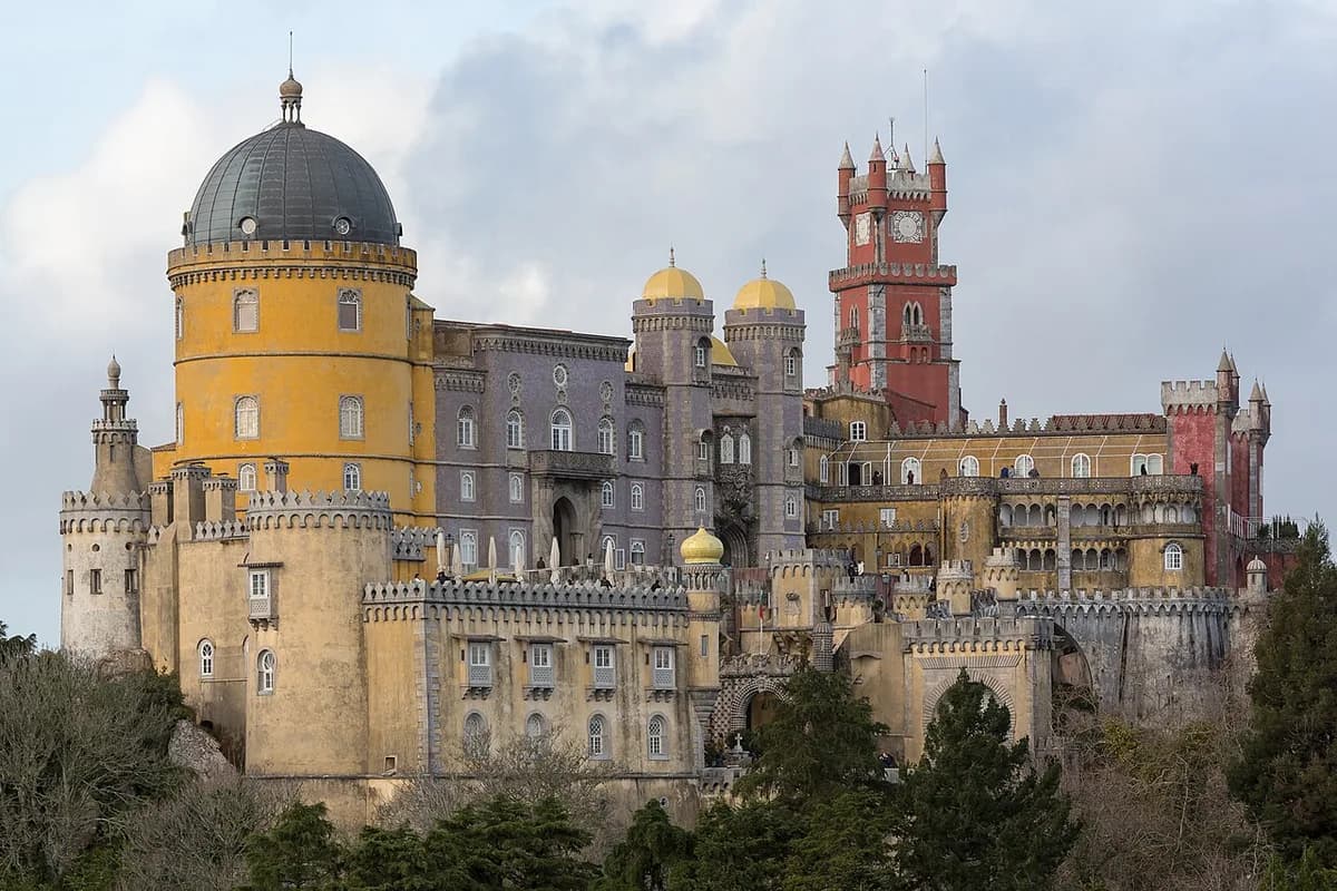 Day Trips From Lisbon Travel Guide