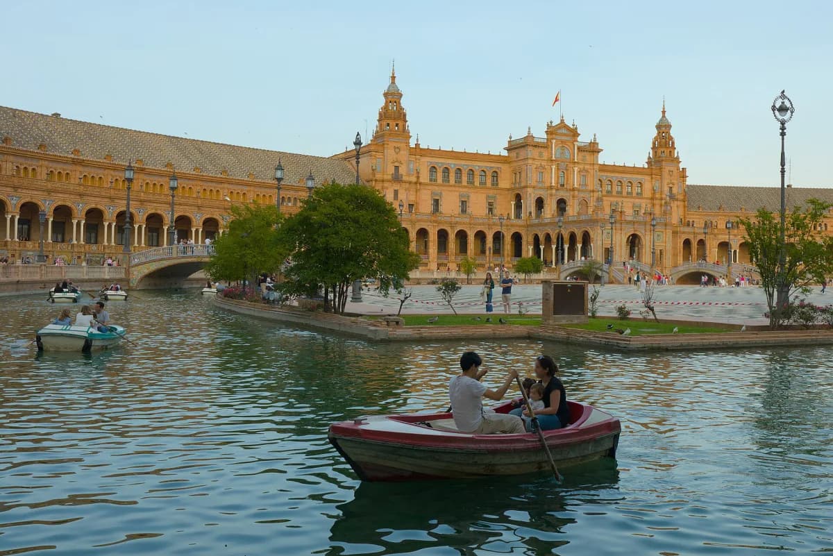 10 Best Photo Spots in Seville (2026 Guide)