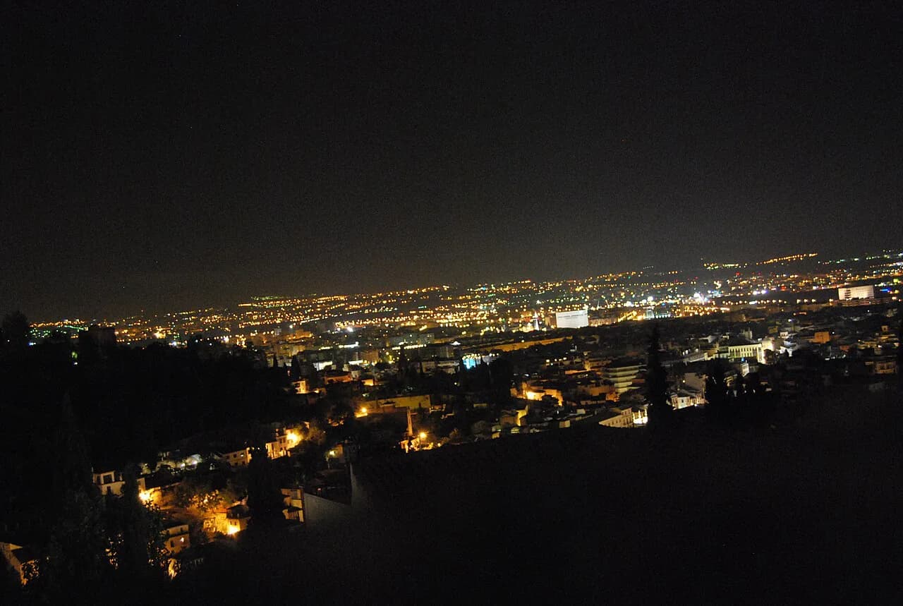 9 Best Things to Do in Granada at Night (2026 Guide)