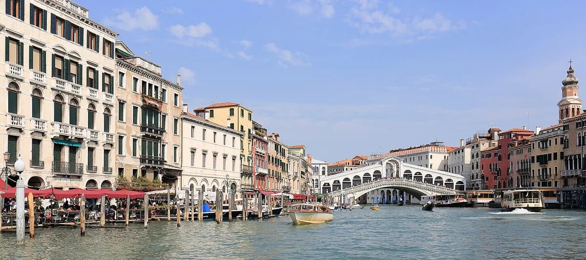 Venice Attractions: 14 Landmark Visitor Guides with Tickets & Hours (2026)