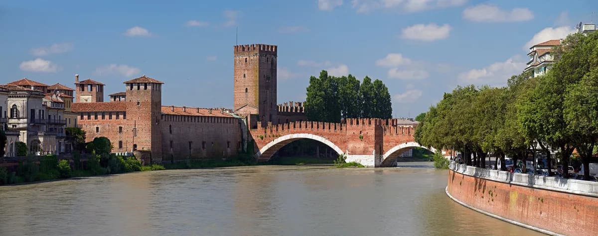 Verona Attractions: 8 Landmark Visitor Guides with Tickets & Hours (2026)
