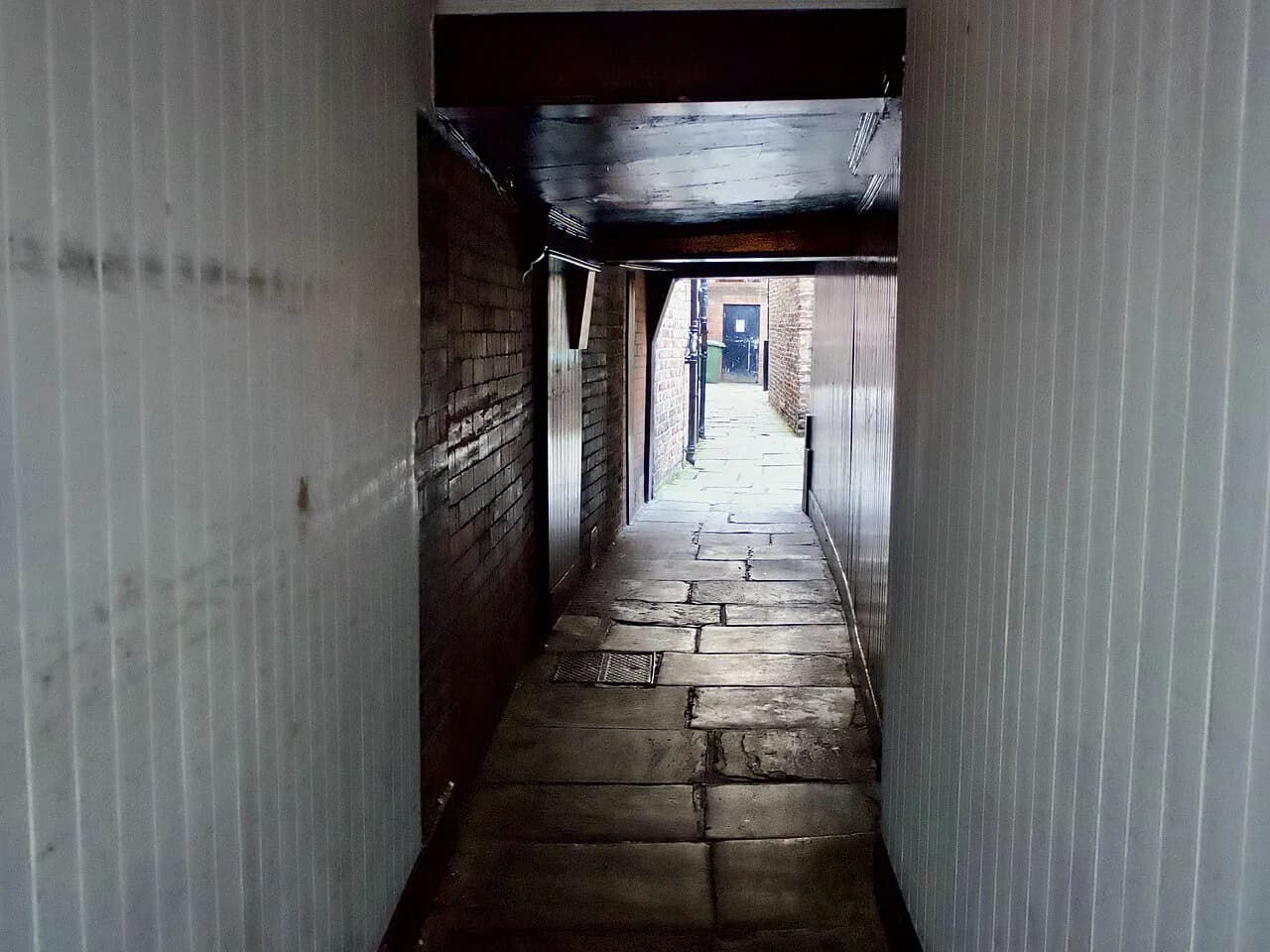 Hidden Alleyways of York: A Guide to the City's Secret Snickelways
