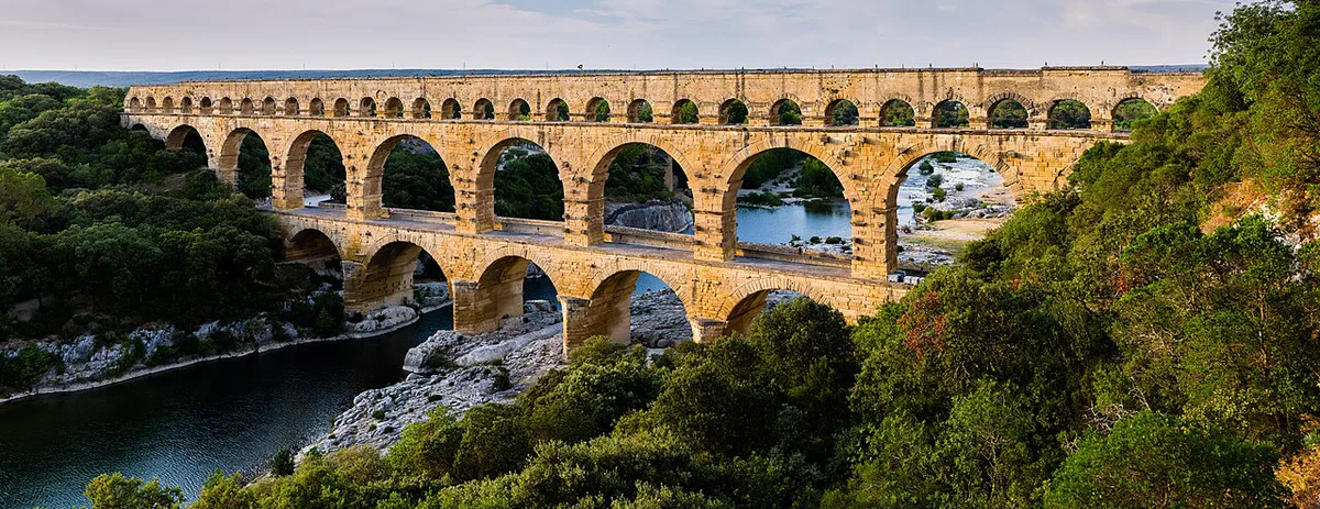 Pont du Gard BLS — 1