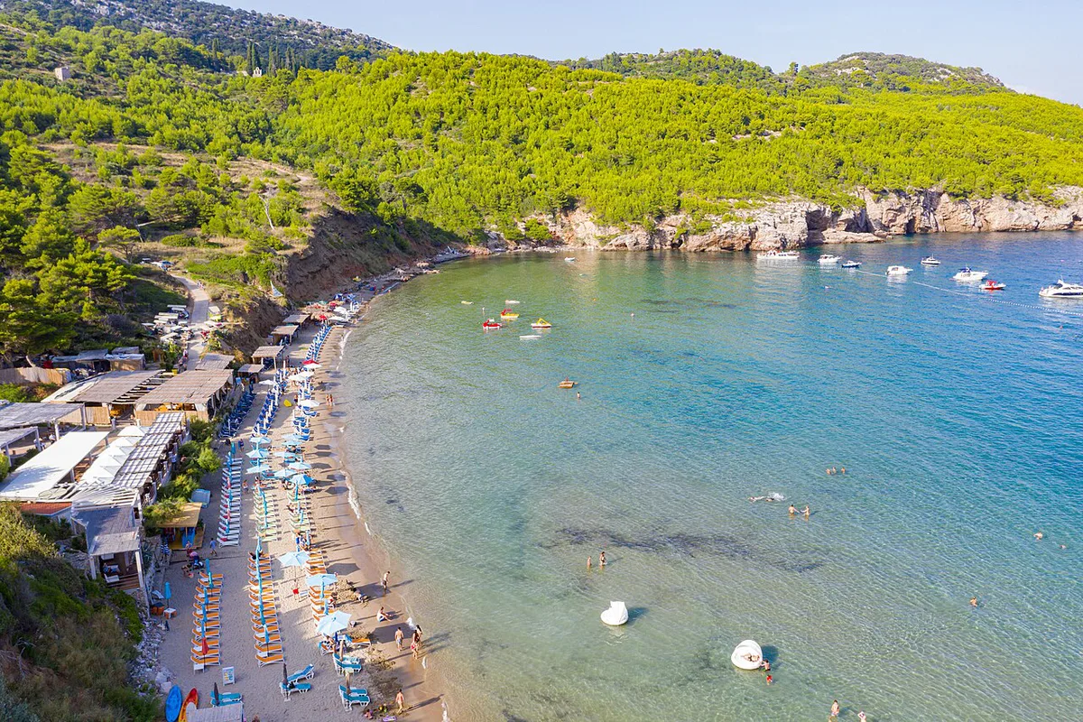 Sunj Beach on Lopud Island in the Elaphiti archipelago near Dubrovnik, Croatia — 2