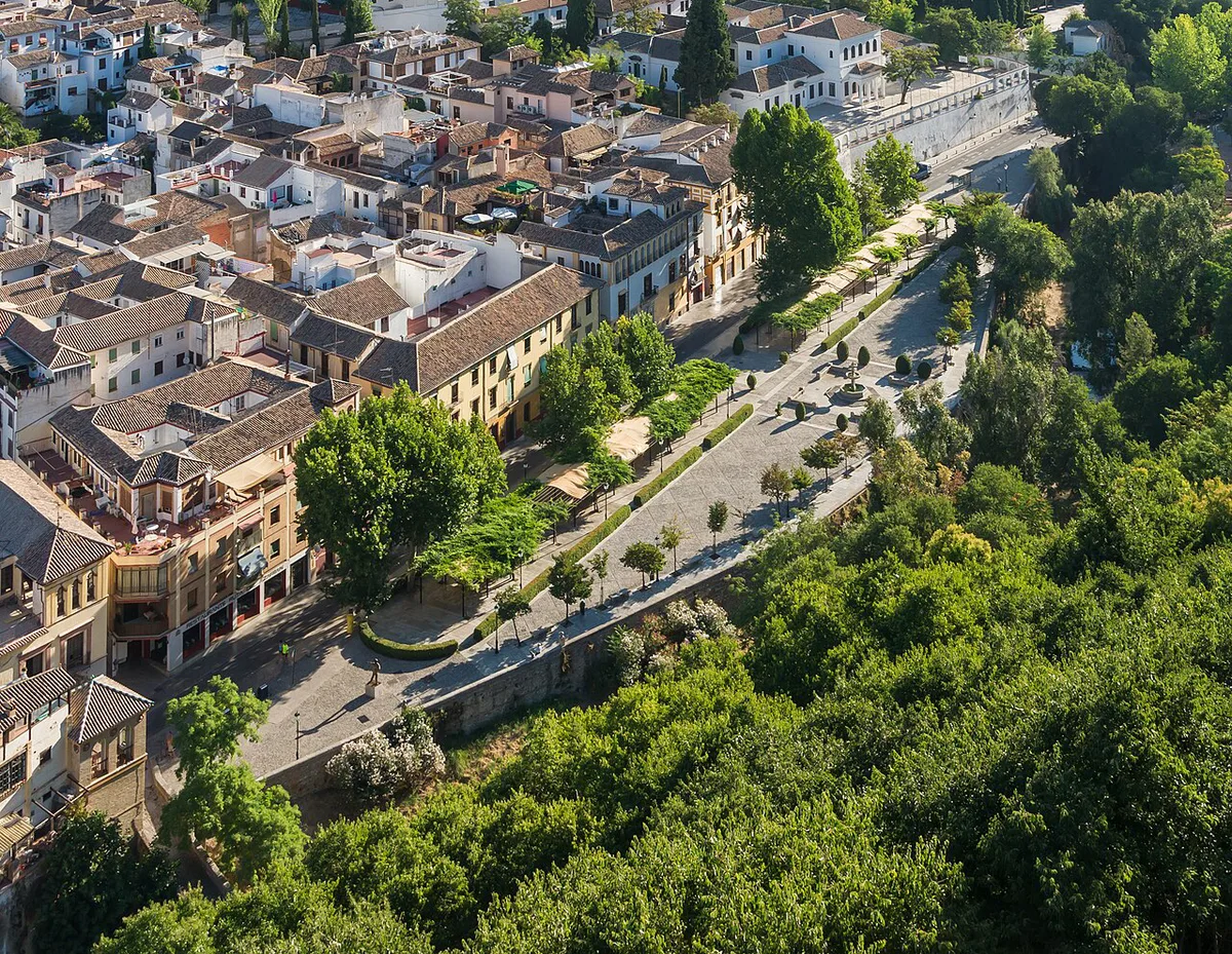 Free public landmarks and streets in Granada, Spain — 2