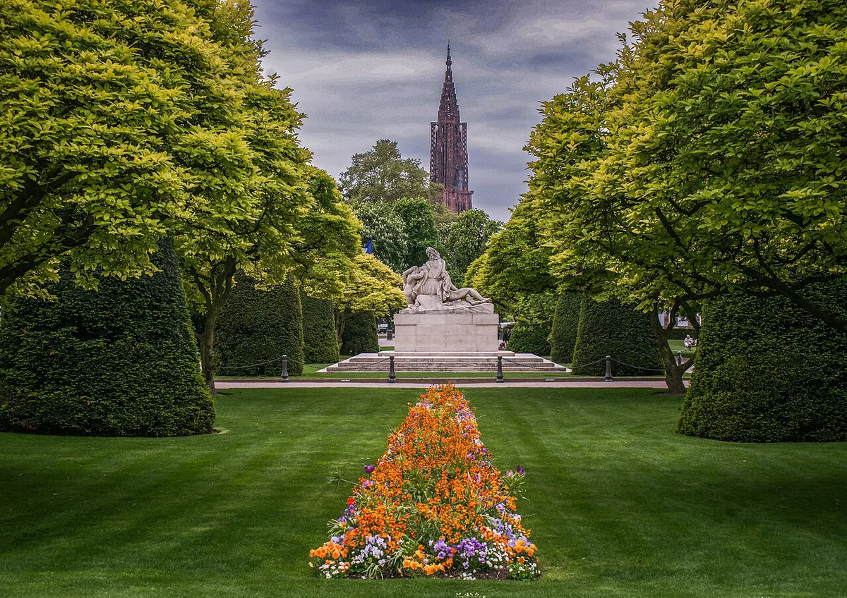 Free public landmarks and streets in Strasbourg, France — 2