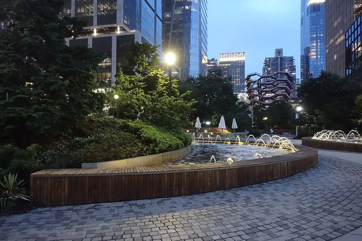 Bella Abzug Park td (2023-06-23) 017 - Block 2 — 2