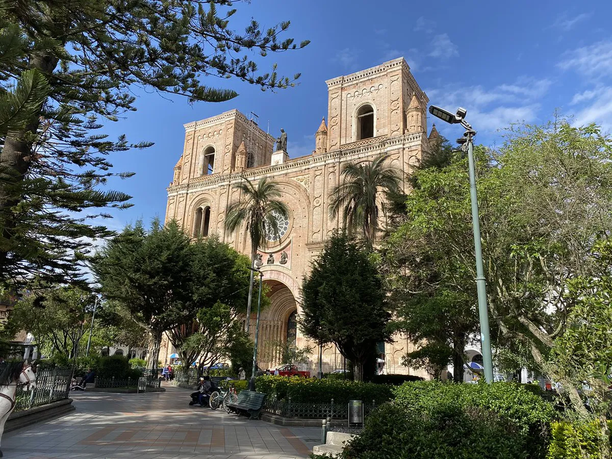 Common Mistakes That Waste a Short Trip in Athens