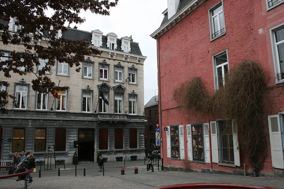 Bruxelles rue Haute 901 — 1