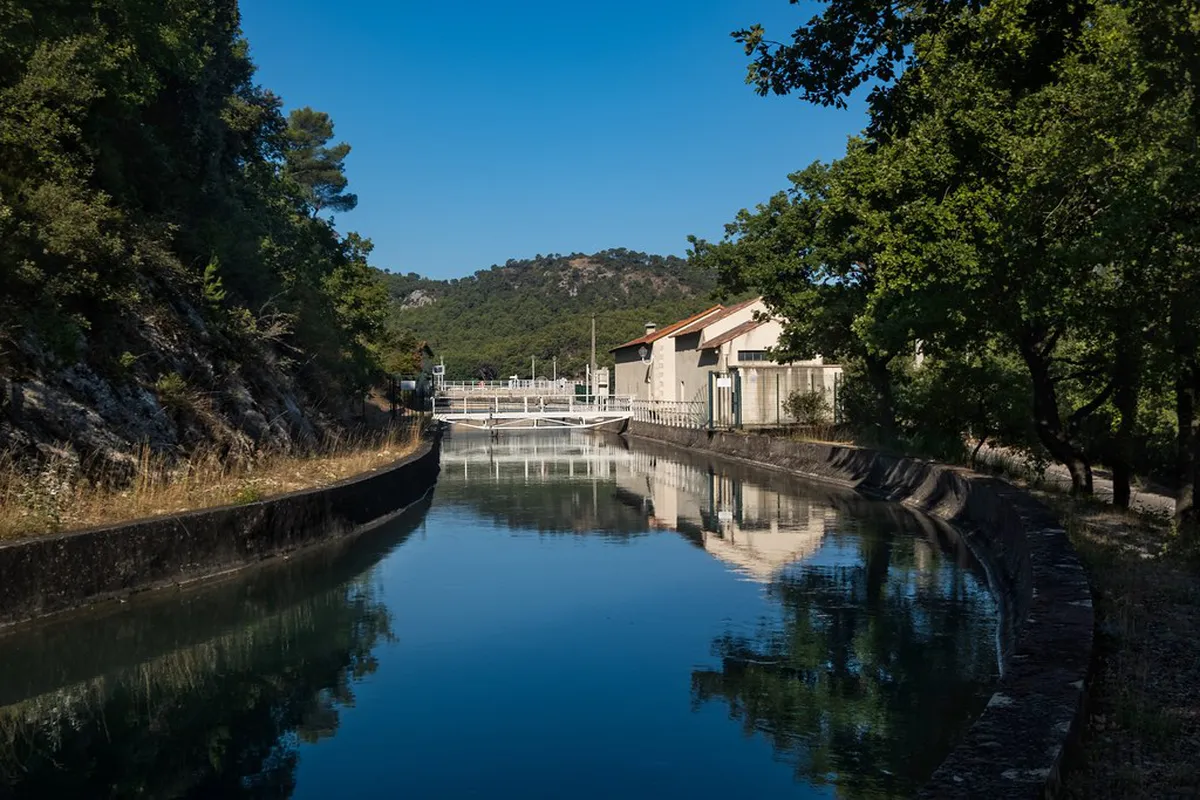 From the Marseille Provence Cruise Center to the Vieux Port