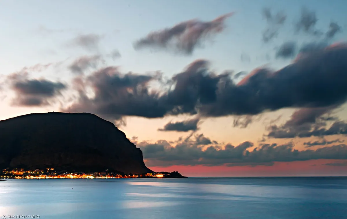 Where to Spend Golden Hour in Kalsa in Palermo