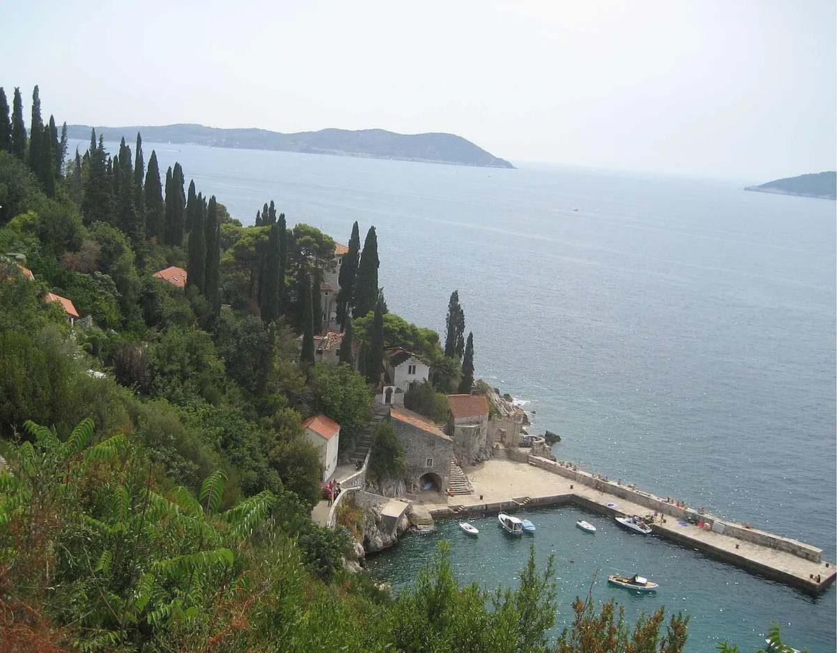 Renaissance garden and aqueduct fountain at Trsteno Arboretum near Dubrovnik, Croatia — 1