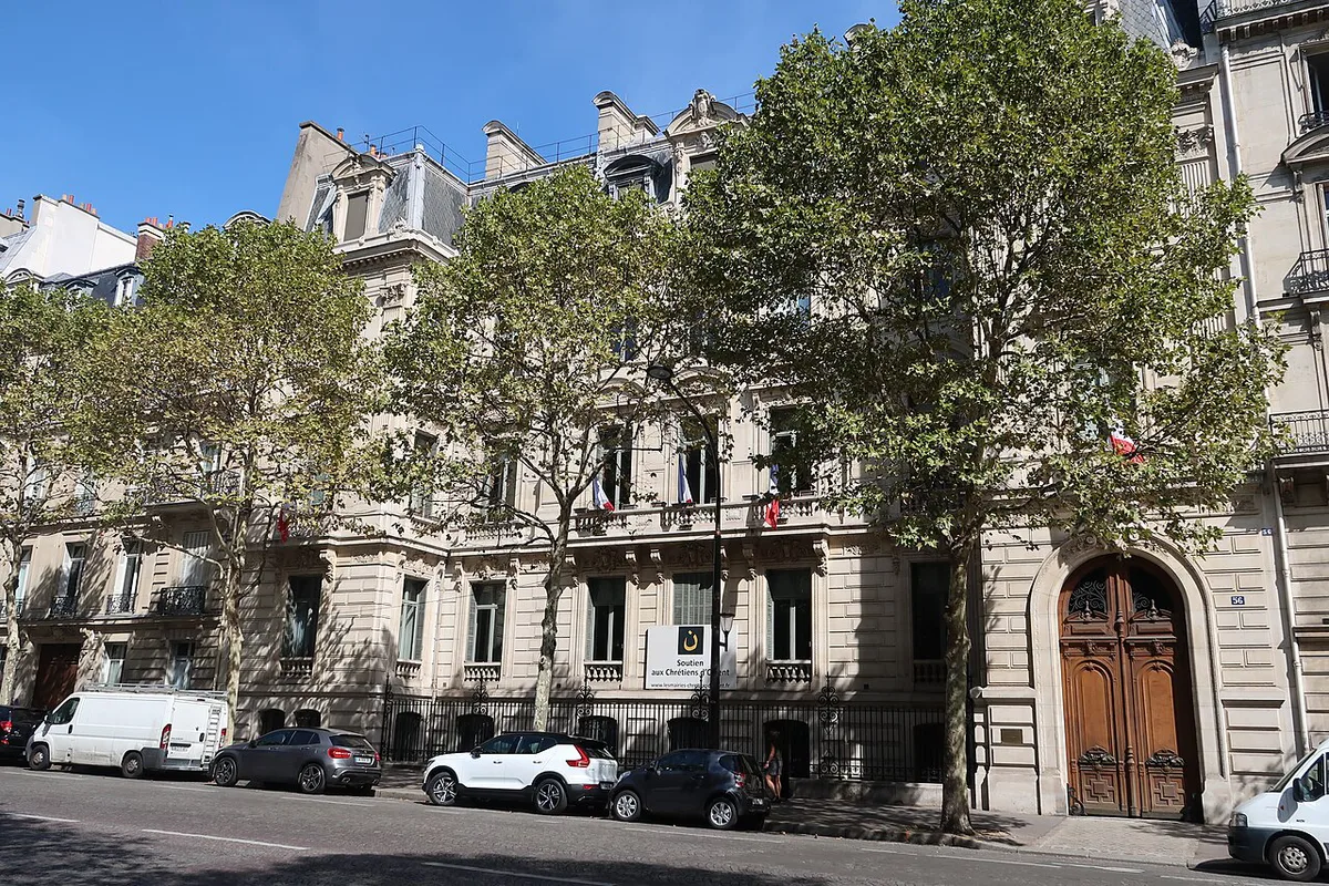 Where To Stay In Paris, France — 1