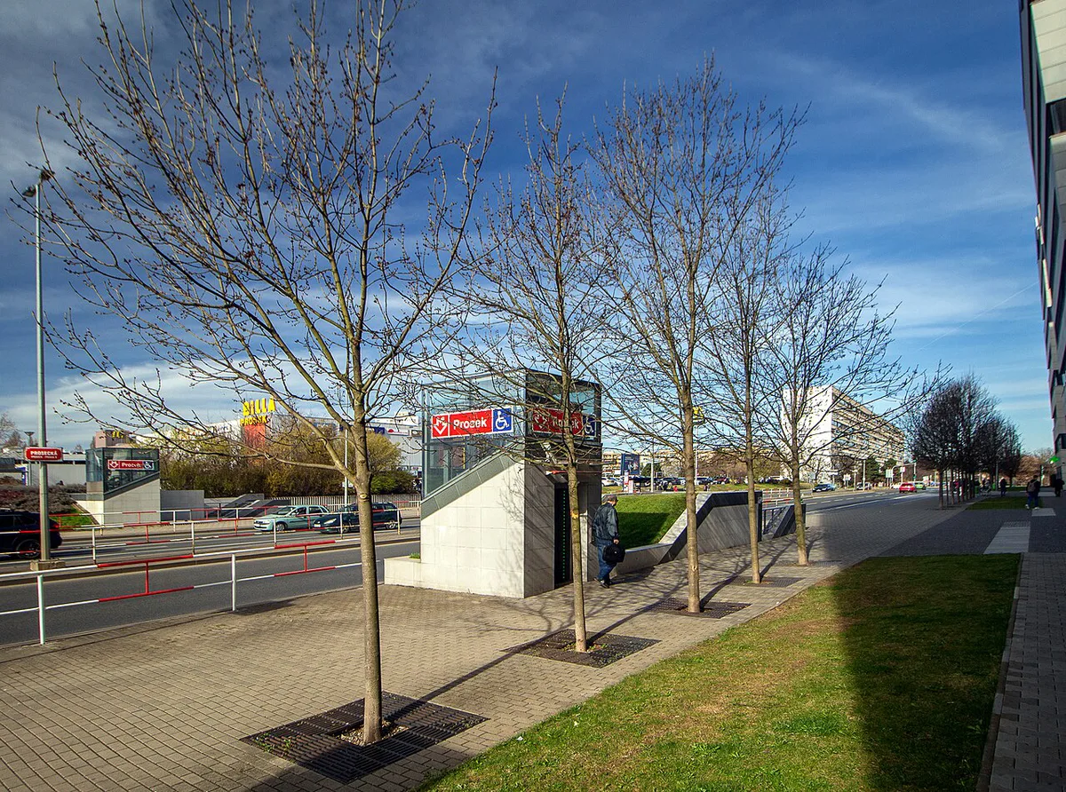 Prosek metro výtah — 2
